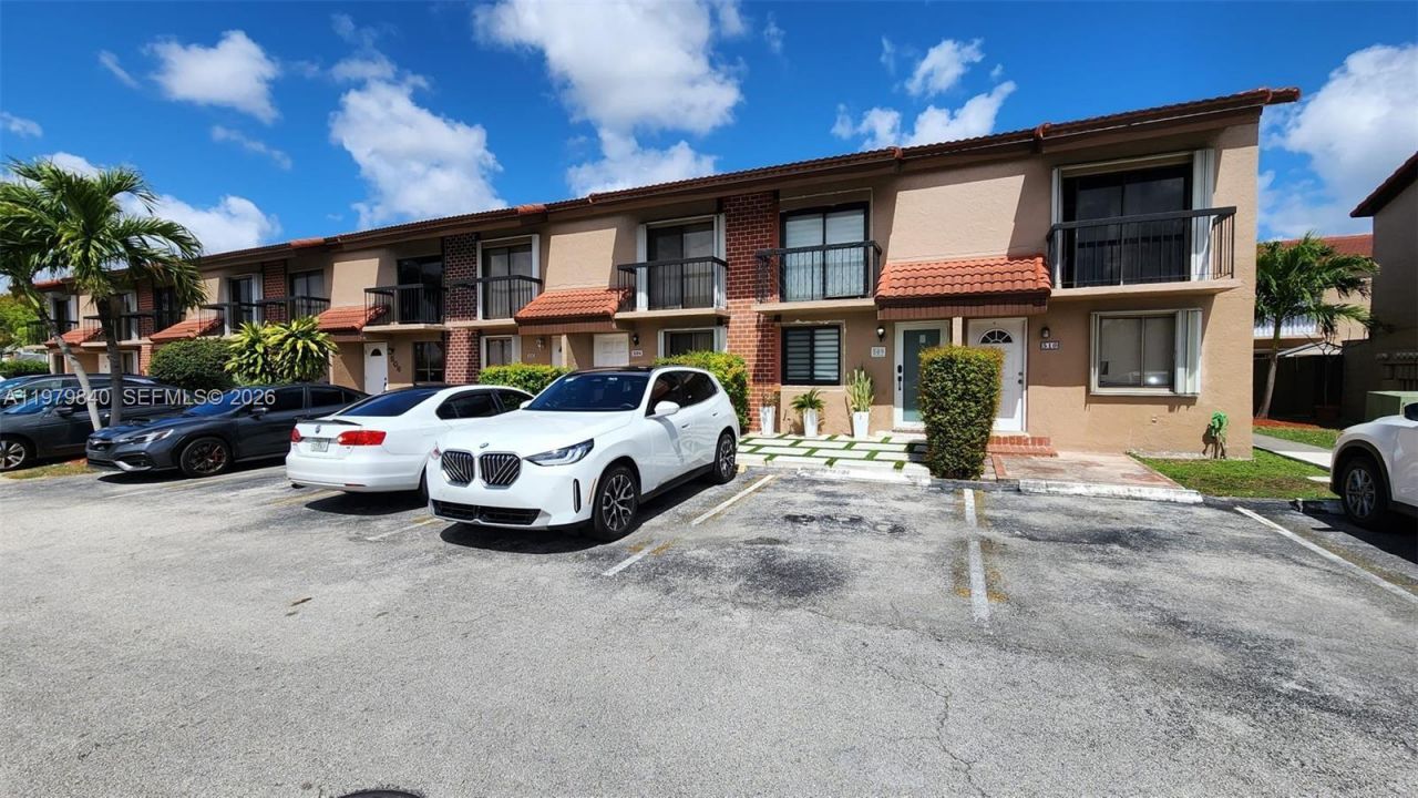 1921 SW 107th Ave, Unit 509, Miami, FL 33165 Photo