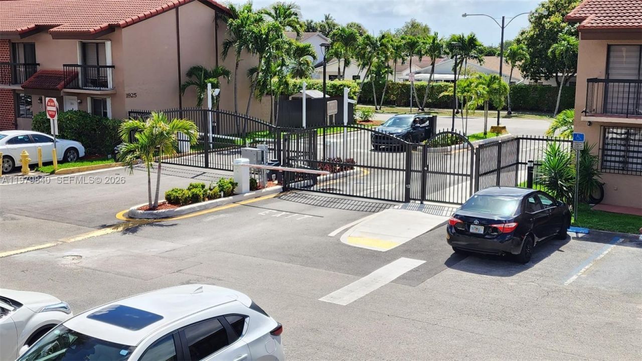 1921 SW 107th Ave, Unit 509, Miami, FL 33165 Photo