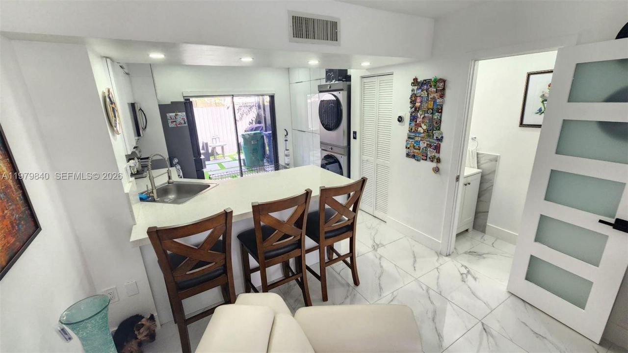 1921 SW 107th Ave, Unit 509, Miami, FL 33165 Photo