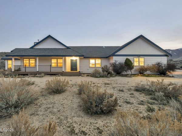 45 Arabian Way, Reno, NV 89508