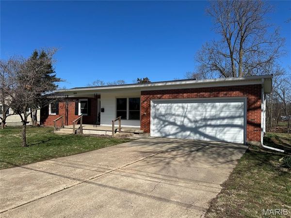509 E Washington Avenue , Owensville, MO 65066
