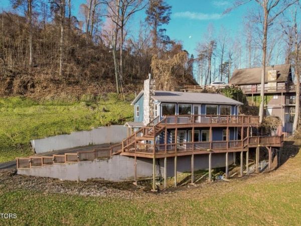 230 Silverbell Lane, Gatlinburg, TN 37738