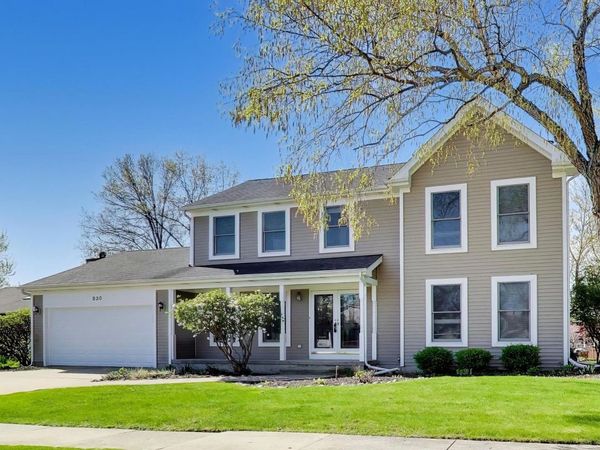 530 Cypress Bridge Road, Lake Zurich, IL 60047