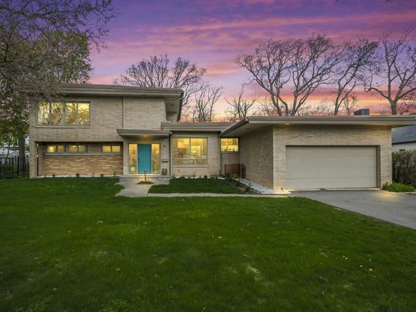 Highland Park, IL 60035