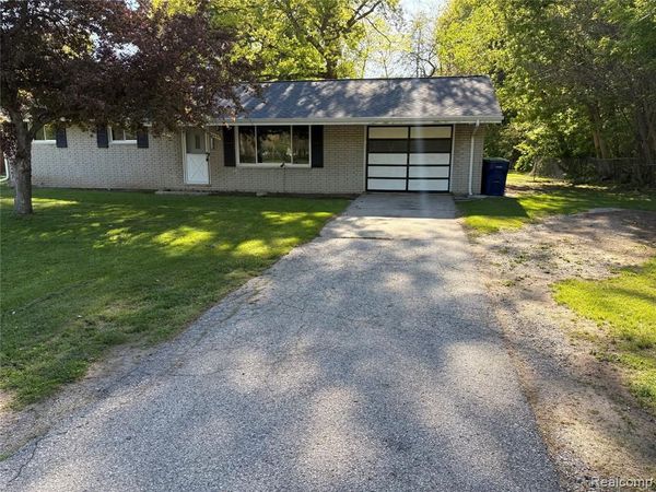 6644 Dorwood Road, Bridgeport Twp, MI 48601