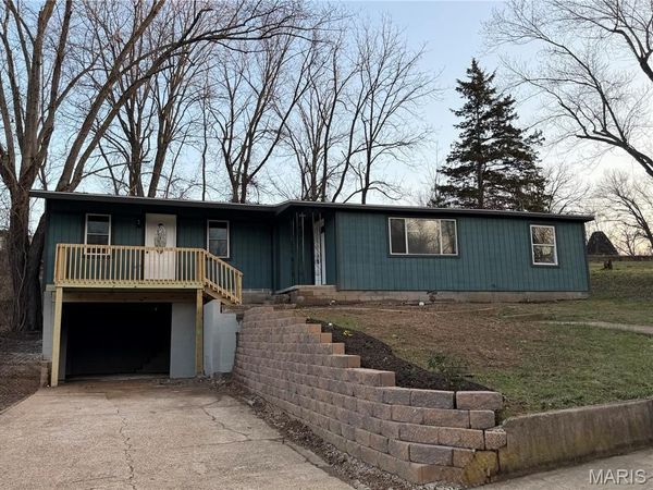 208 E High Street , Steelville, MO 65565