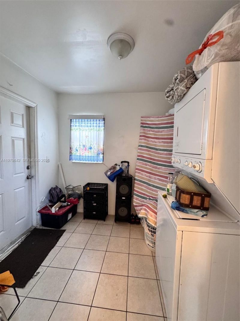 17450 SW 106th Ave , Miami, FL 33157 Photo