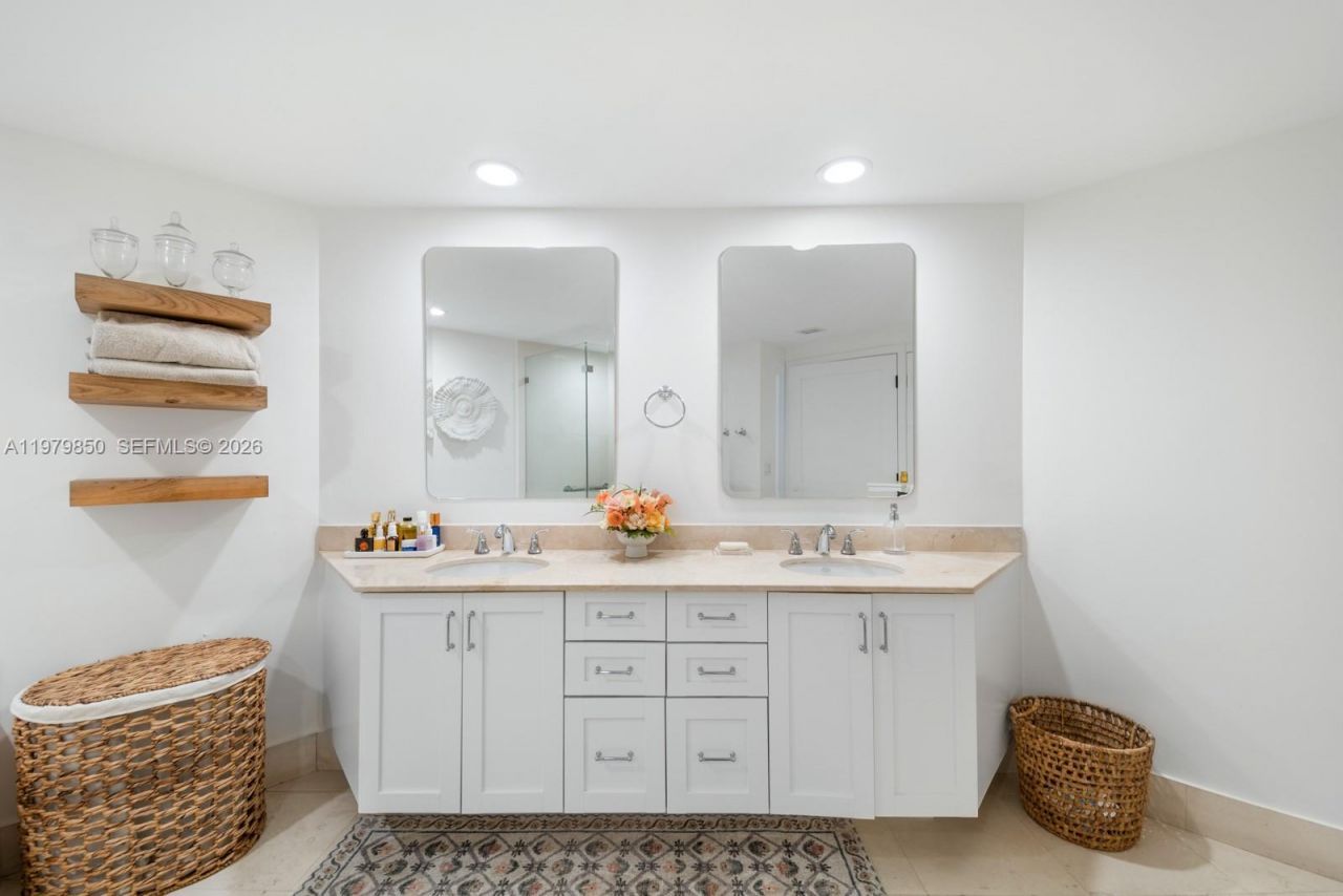 Please Call For Address, Unit 207N, Fort Lauderdale, FL 33308 Photo