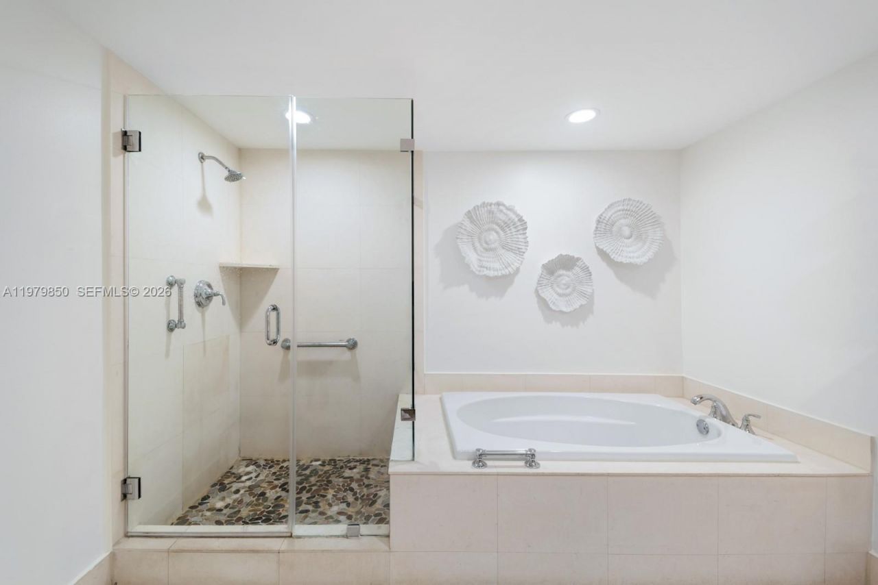 Please Call For Address, Unit 207N, Fort Lauderdale, FL 33308 Photo