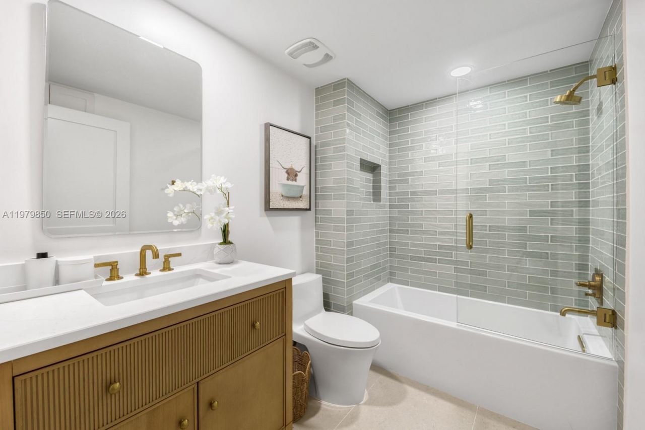 Please Call For Address, Unit 207N, Fort Lauderdale, FL 33308 Photo