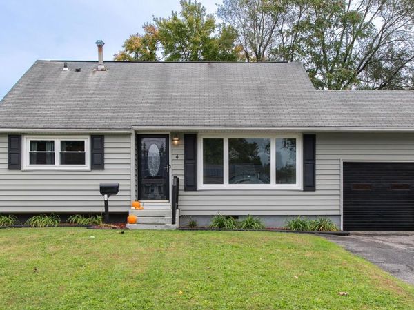 4 Edgewood Drive , Saugerties, NY 12477