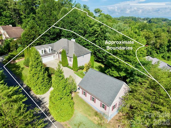 5 Timber Moss Drive, Unit 8 & 9, Asheville, NC 28804