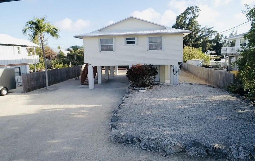 28452 Yucatan Lane, Little Torch Key, FL 33042 Photo