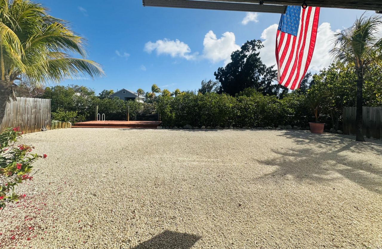 28452 Yucatan Lane, Little Torch Key, FL 33042 Photo