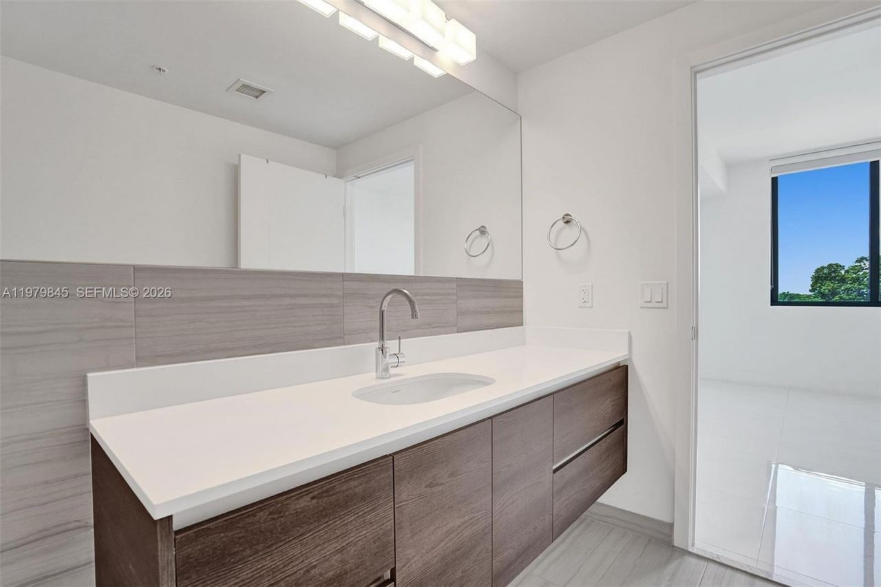 301 Altara Ave , Unit 531, Coral Gables, FL 33146 Photo