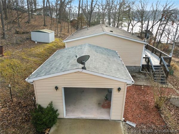 38 Barr Harbour Lane, Gravois Mills, MO 65037