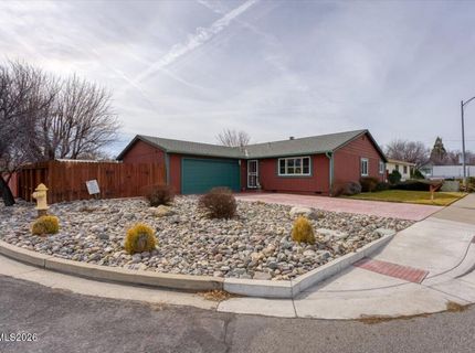 729 Palmwood Drive, Sparks, NV 89434 Photo