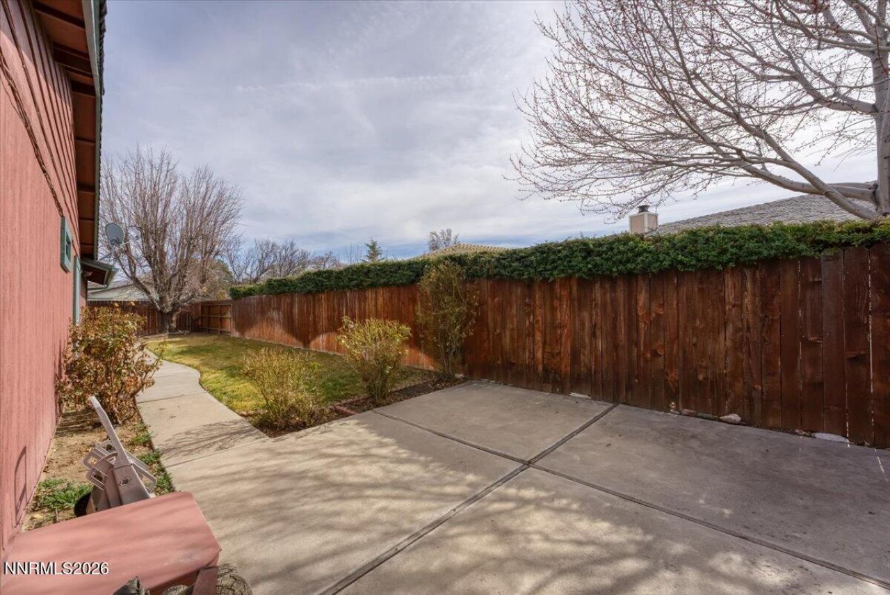 729 Palmwood Drive, Sparks, NV 89434 Photo