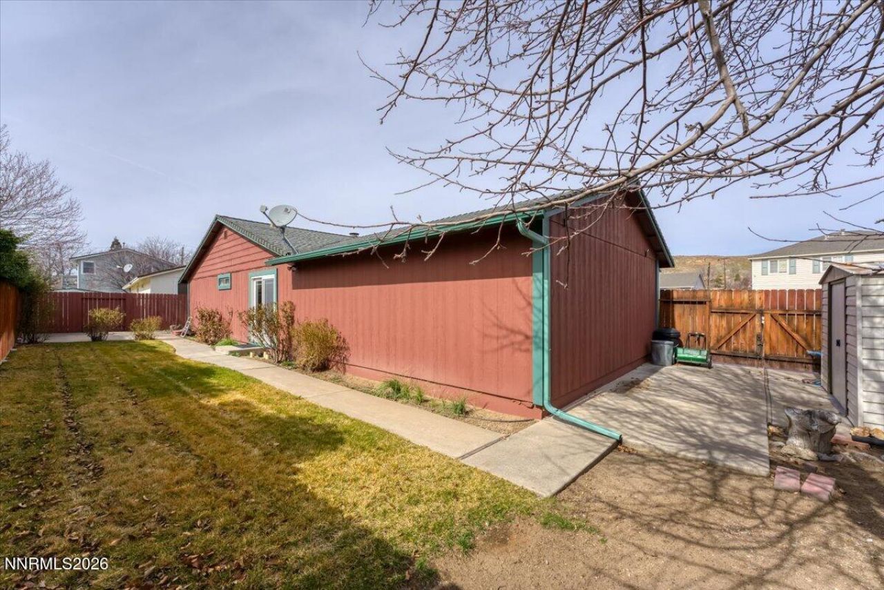 729 Palmwood Drive, Sparks, NV 89434 Photo