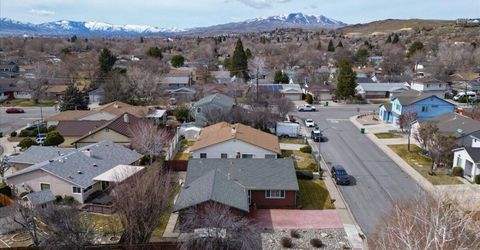 729 Palmwood Drive, Sparks, NV 89434 Photo