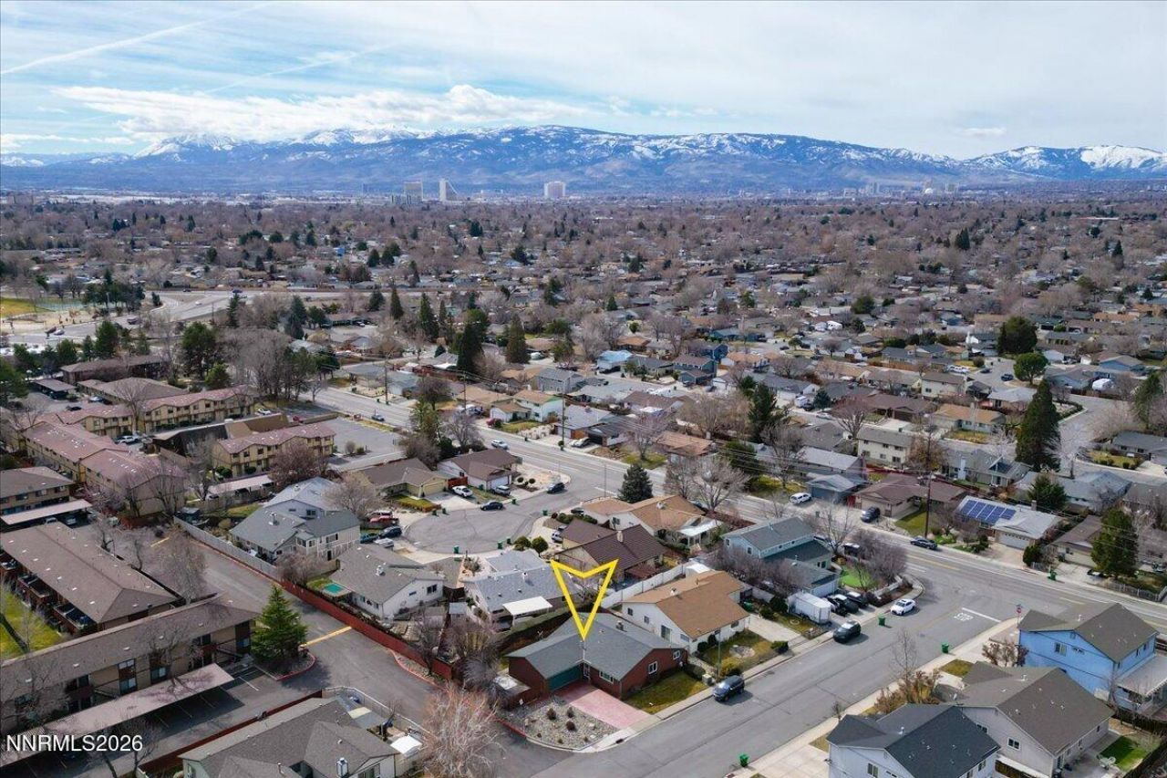 729 Palmwood Drive, Sparks, NV 89434 Photo