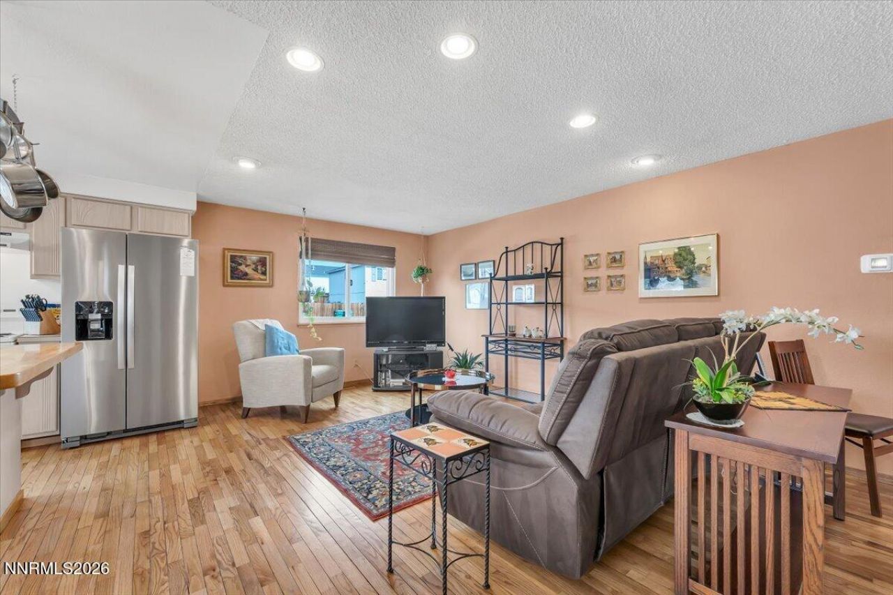 729 Palmwood Drive, Sparks, NV 89434 Photo