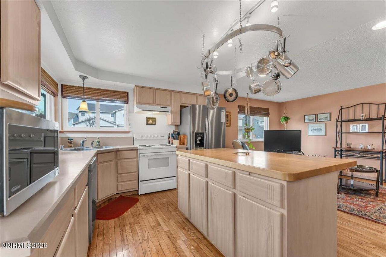 729 Palmwood Drive, Sparks, NV 89434 Photo