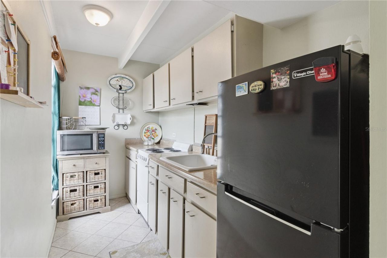 1703 Club Circle , Lakeshore, FL 33854 Photo