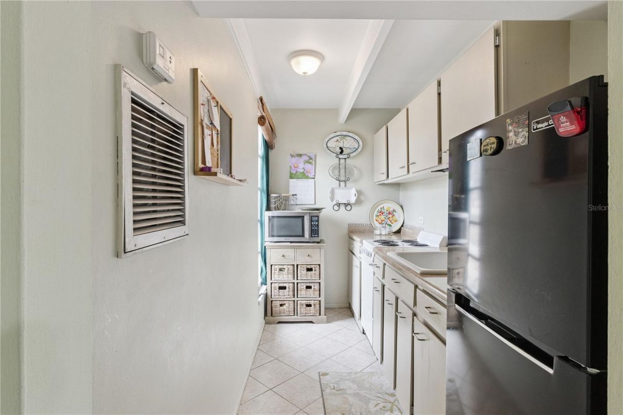 1703 Club Circle , Lakeshore, FL 33854 Photo