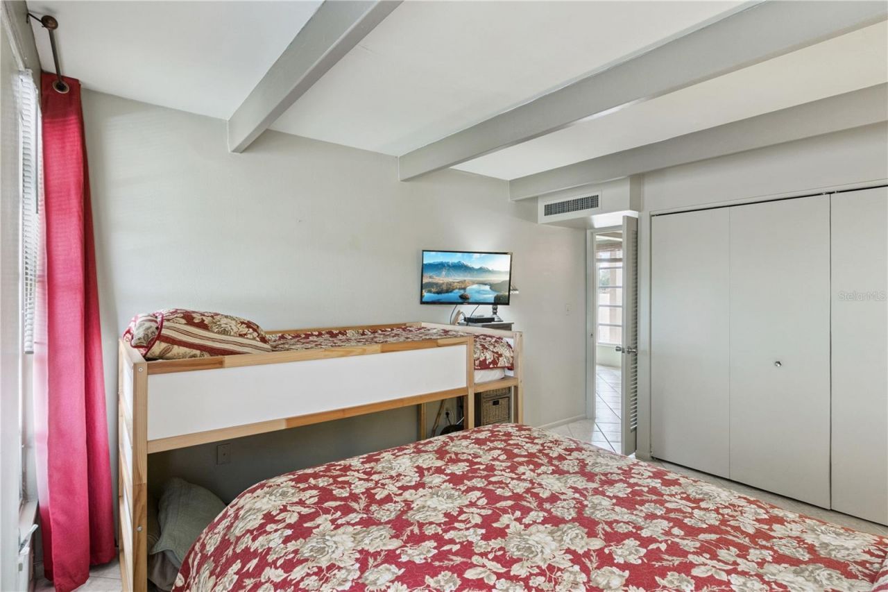 1703 Club Circle , Lakeshore, FL 33854 Photo