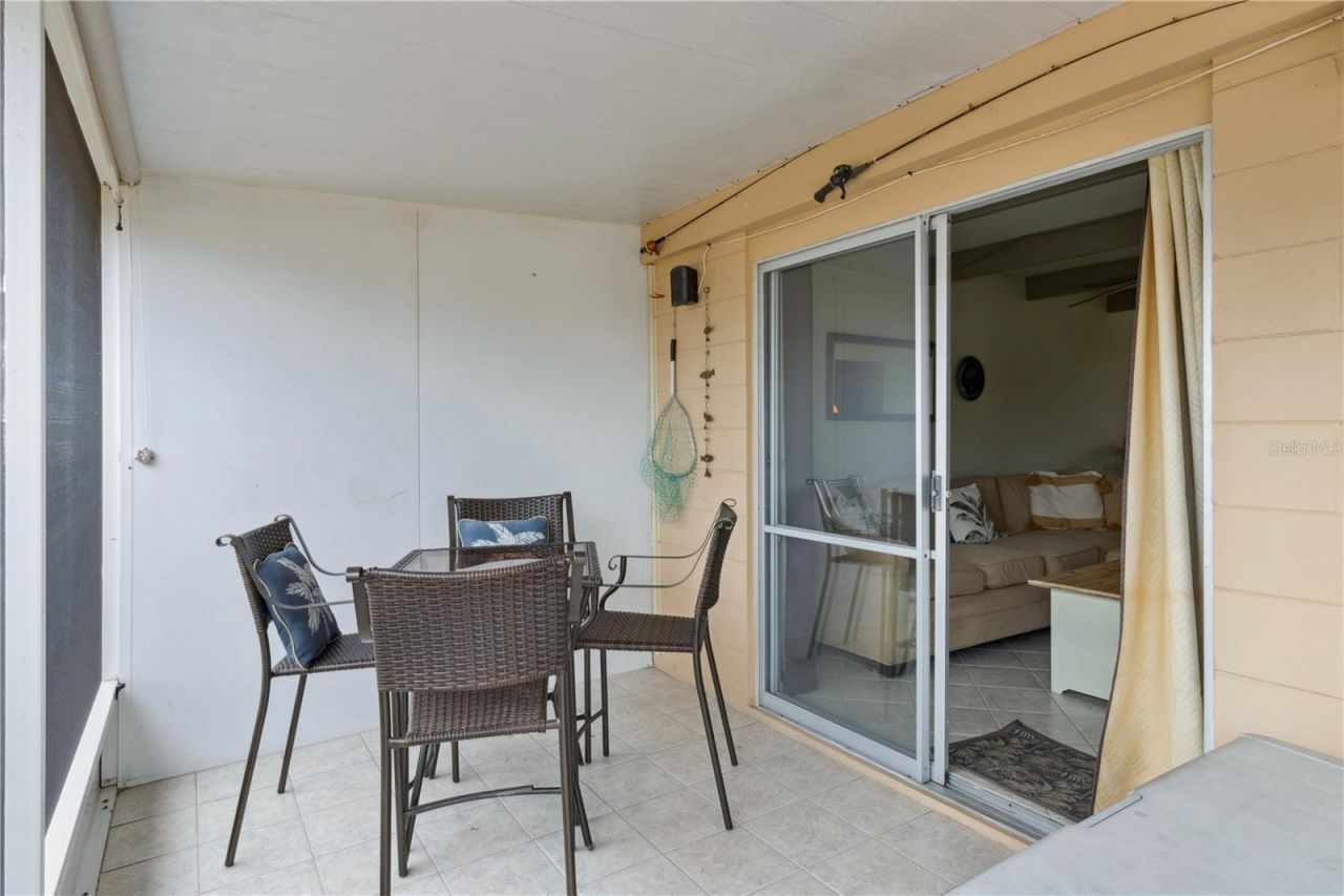 1703 Club Circle , Lakeshore, FL 33854 Photo