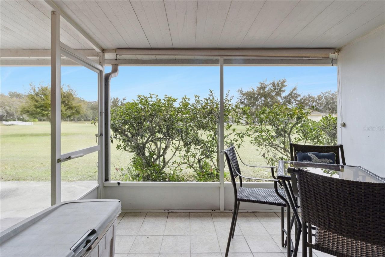 1703 Club Circle , Lakeshore, FL 33854 Photo