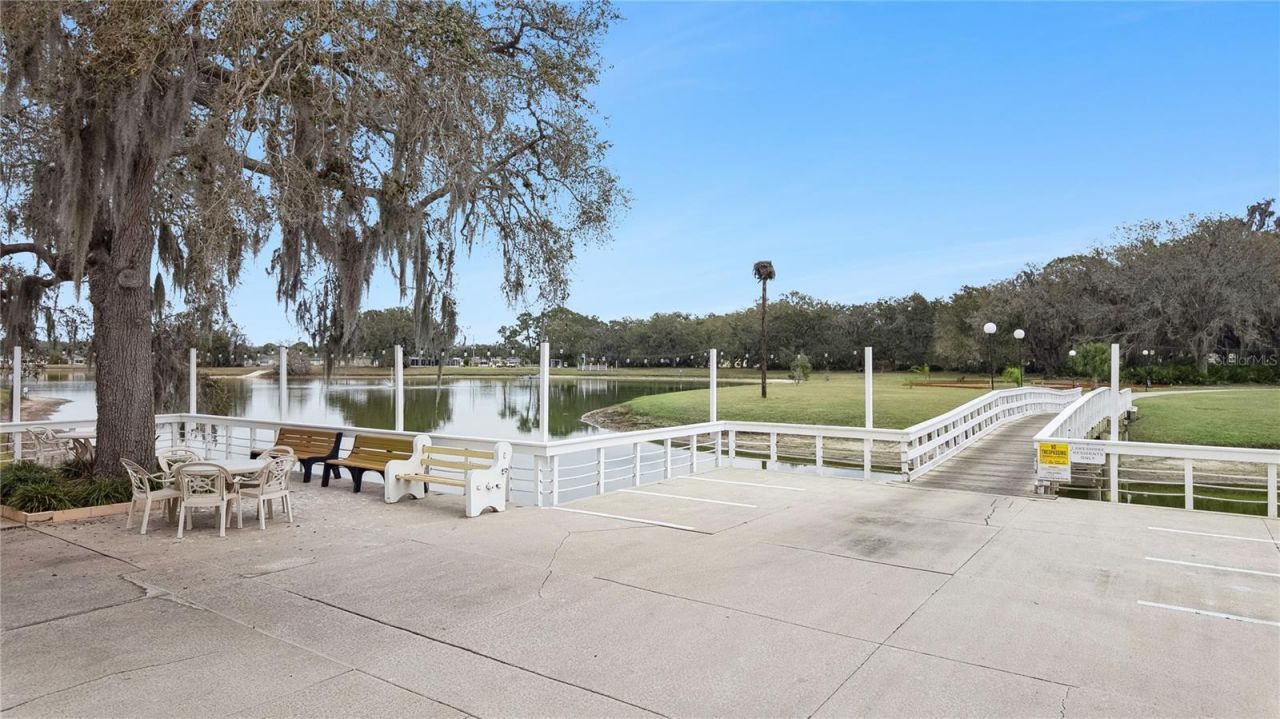 1703 Club Circle , Lakeshore, FL 33854 Photo