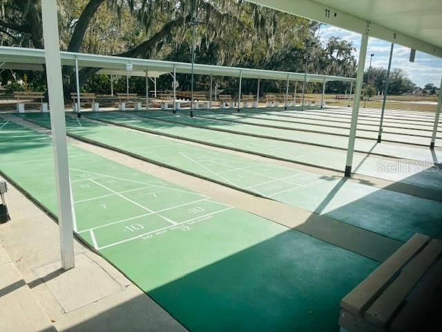 1703 Club Circle , Lakeshore, FL 33854 Photo