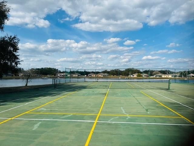 1703 Club Circle , Lakeshore, FL 33854 Photo