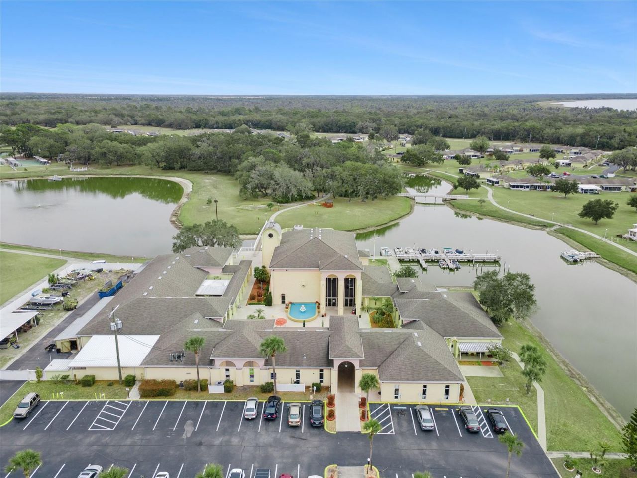 1703 Club Circle , Lakeshore, FL 33854 Photo