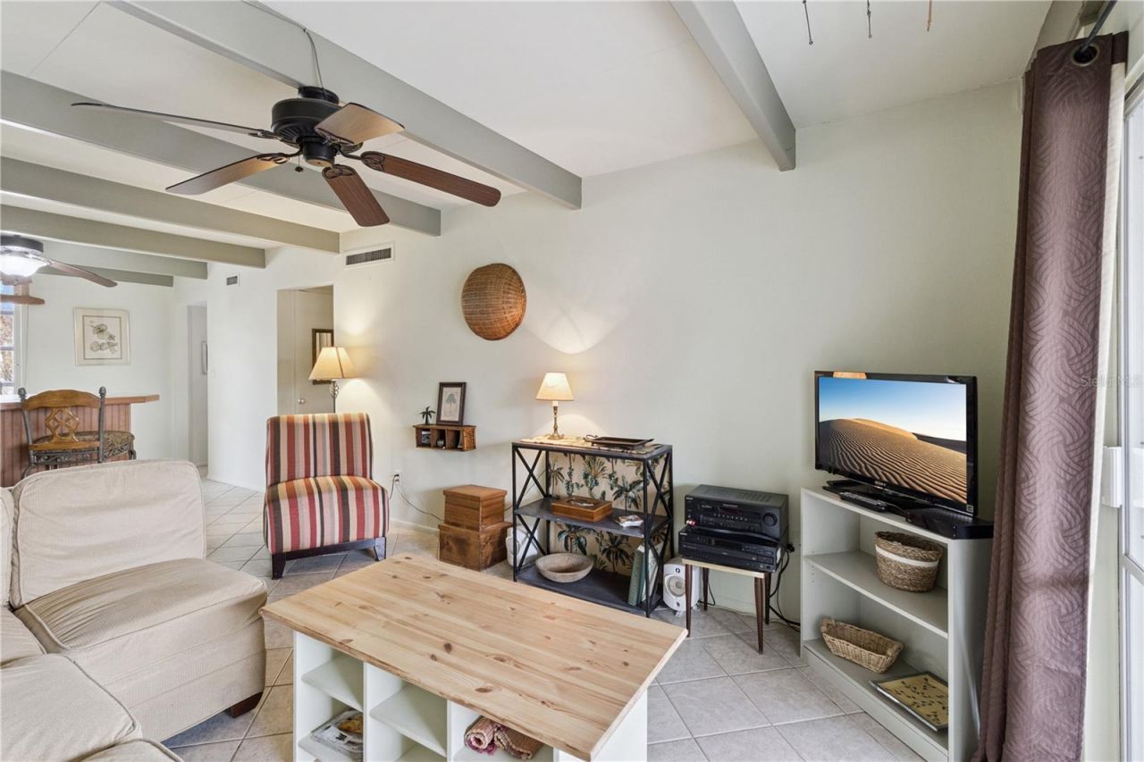 1703 Club Circle , Lakeshore, FL 33854 Photo