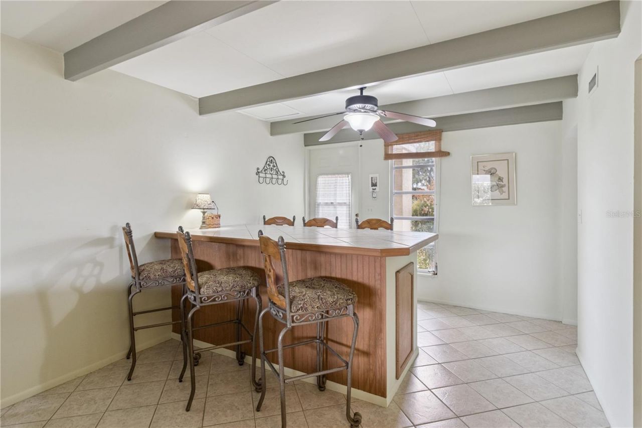 1703 Club Circle , Lakeshore, FL 33854 Photo