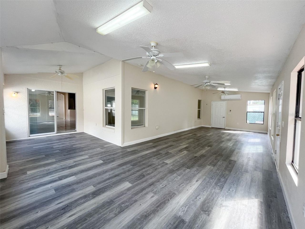 1902 Palmetto Pine Lane , Orlando, FL 32826 Photo