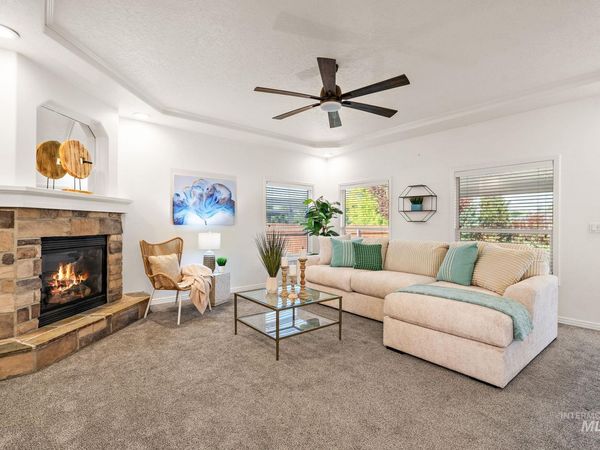 2205 N Aronmink Way, Meridian, ID 83646