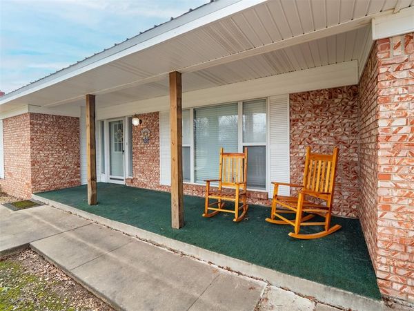 1313 Glenwood Drive, Prague, OK 74864