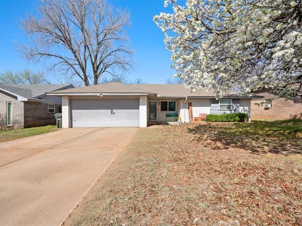 2125 Allenhurst Street, Norman, OK 73071