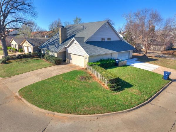 2633 N Sterling Avenue, Oklahoma City, OK 73127