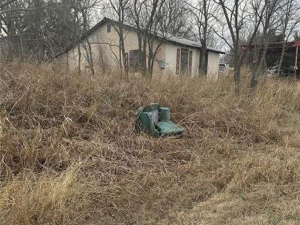 22080 W Tenth Street, Hinton, OK 73047