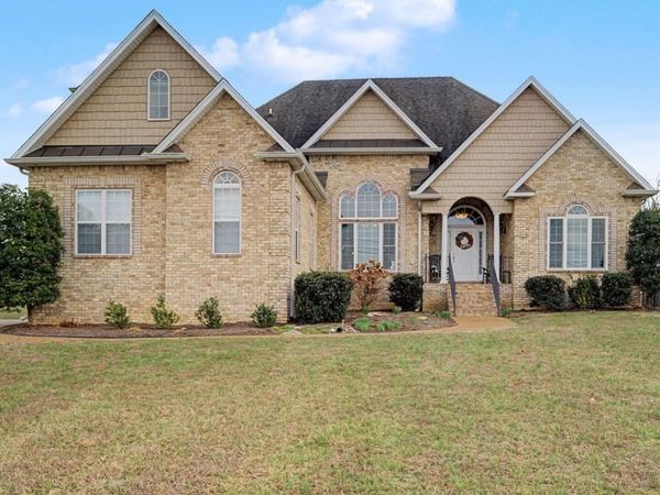 4106 Sheffield Ln, Greenbrier, TN 37073