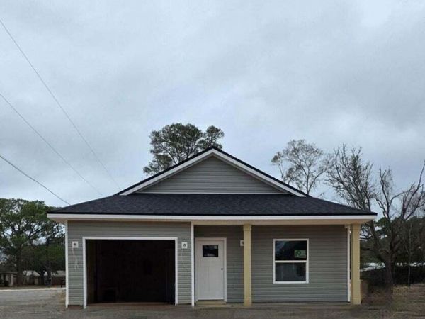 1207 Gordon Avenue, Pensacola, FL 32507