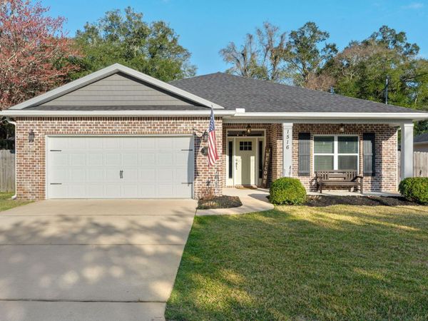 1516 W Ponderosa Road, Fort Walton Beach, FL 32547