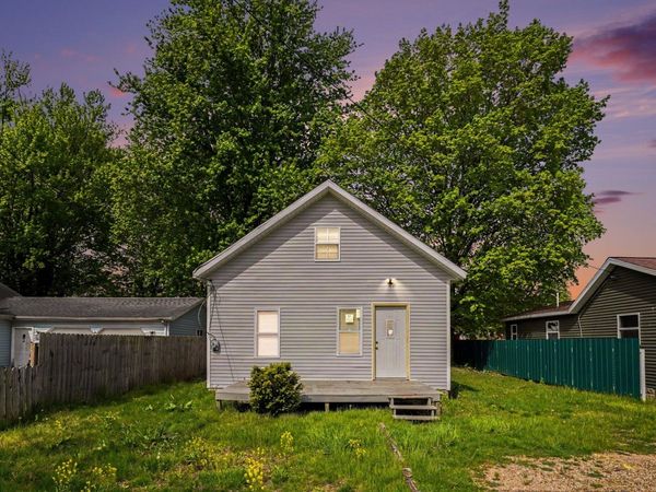 58542 65th Street, Hartford, MI 49057