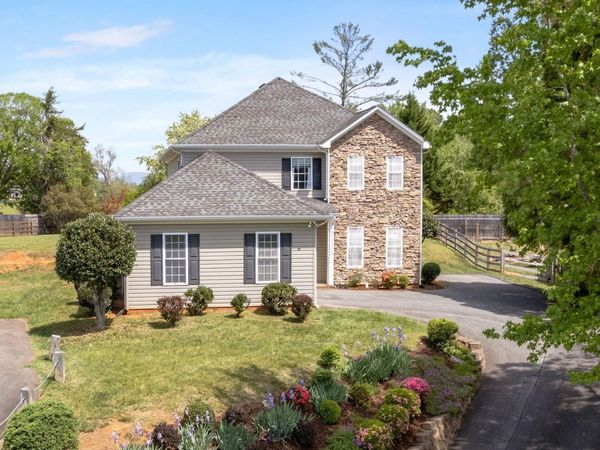 1365 AMBER RIDGE RD, Charlottesville, VA 22901