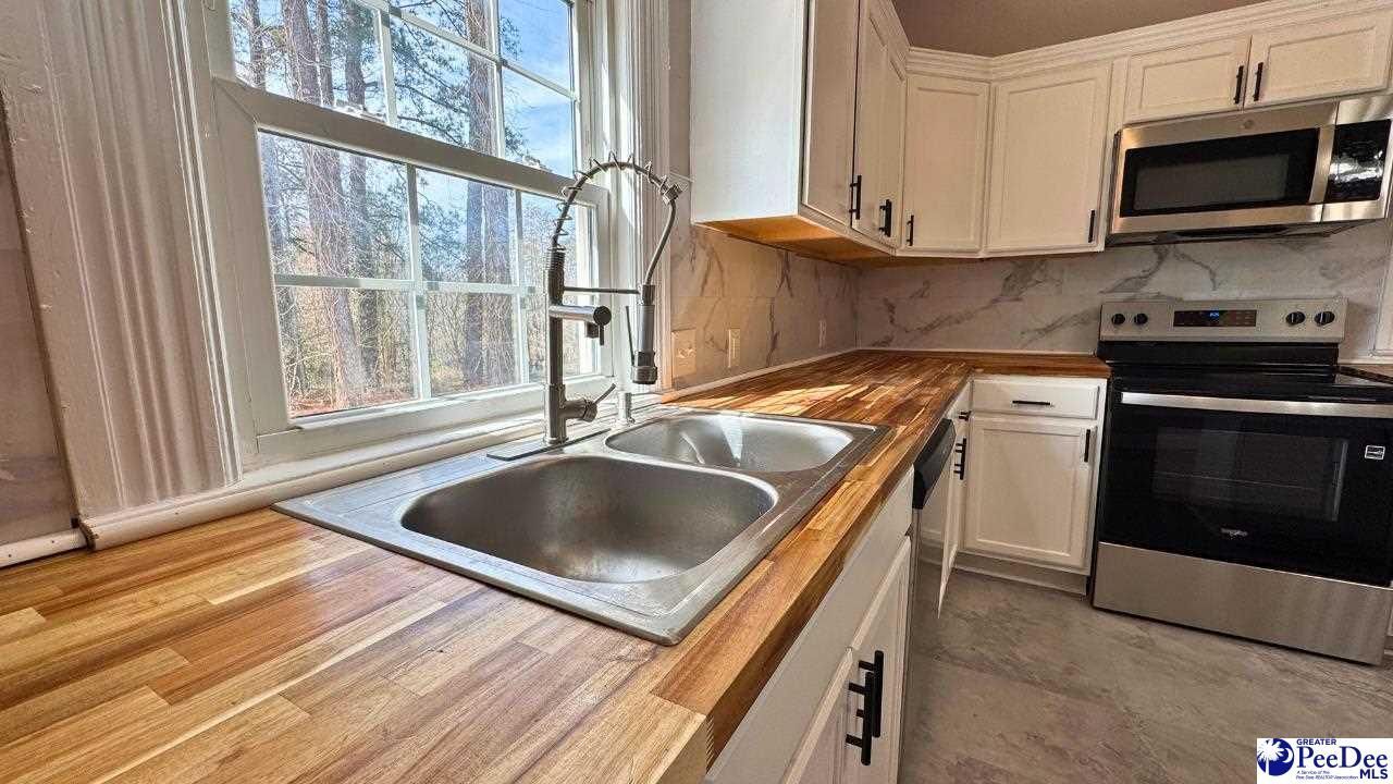 964 Celtic Ln. Photo 14